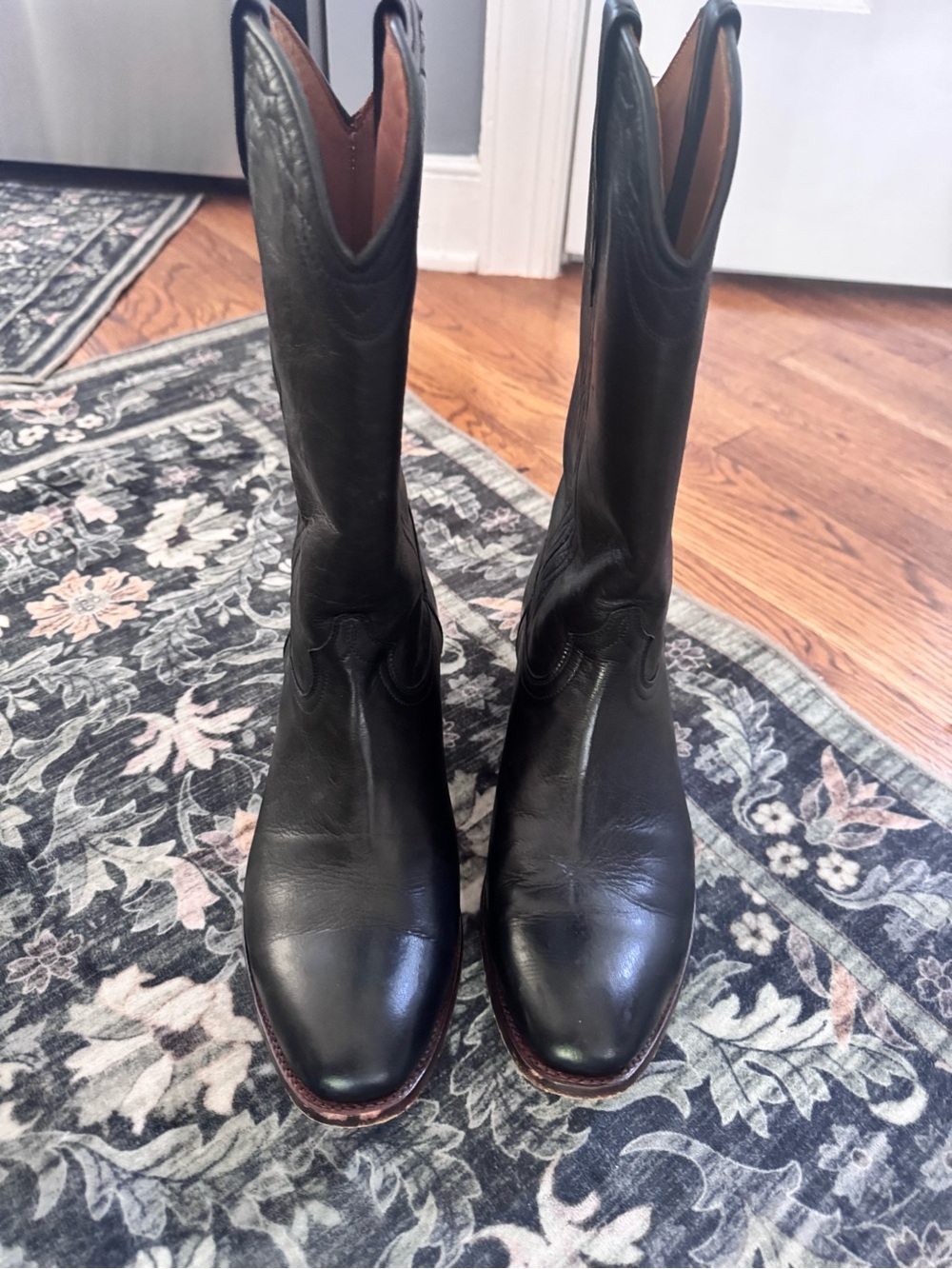 Tall Men's Black Leather Cowboy Boots - Classic Western Pull-On